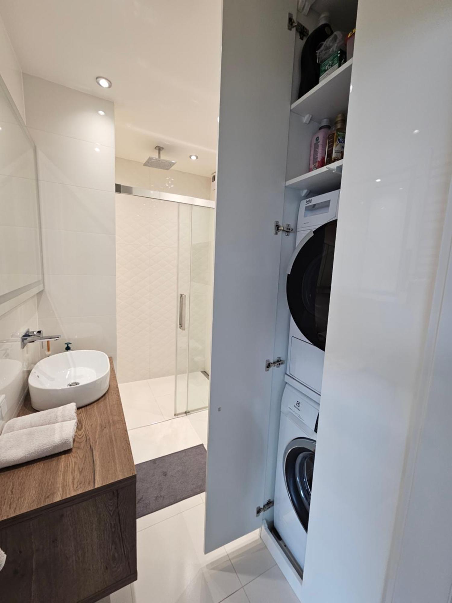Your Apartment Unia Art Residence لوبلين المظهر الخارجي الصورة