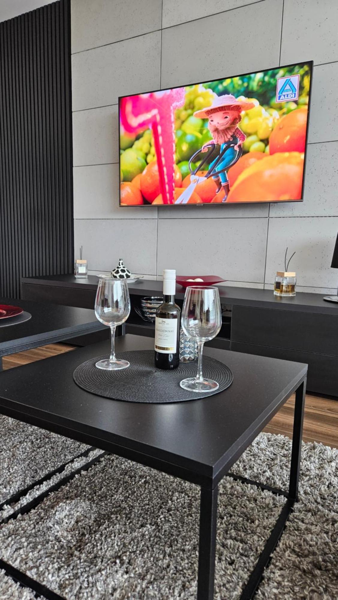 Your Apartment Unia Art Residence لوبلين المظهر الخارجي الصورة