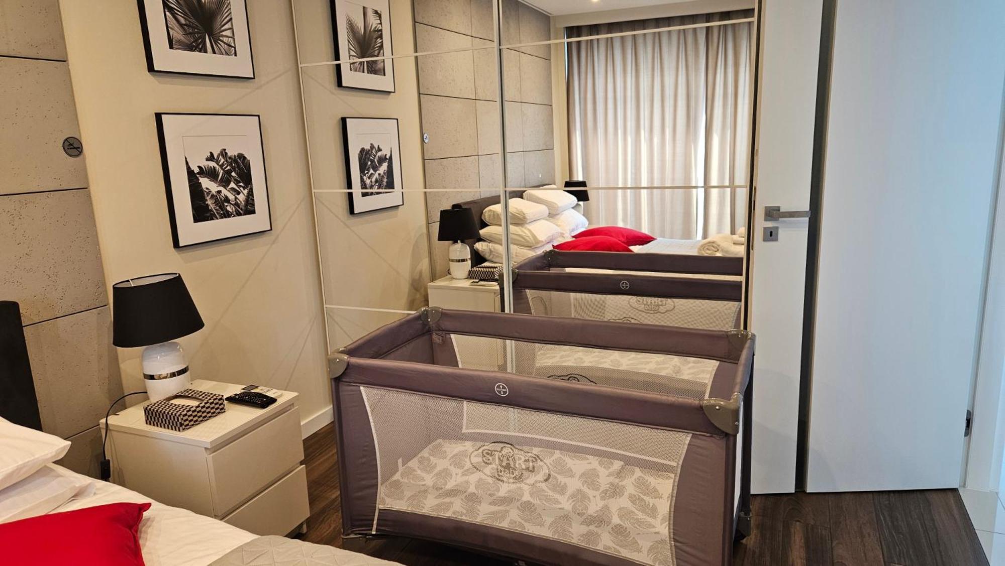 Your Apartment Unia Art Residence لوبلين المظهر الخارجي الصورة
