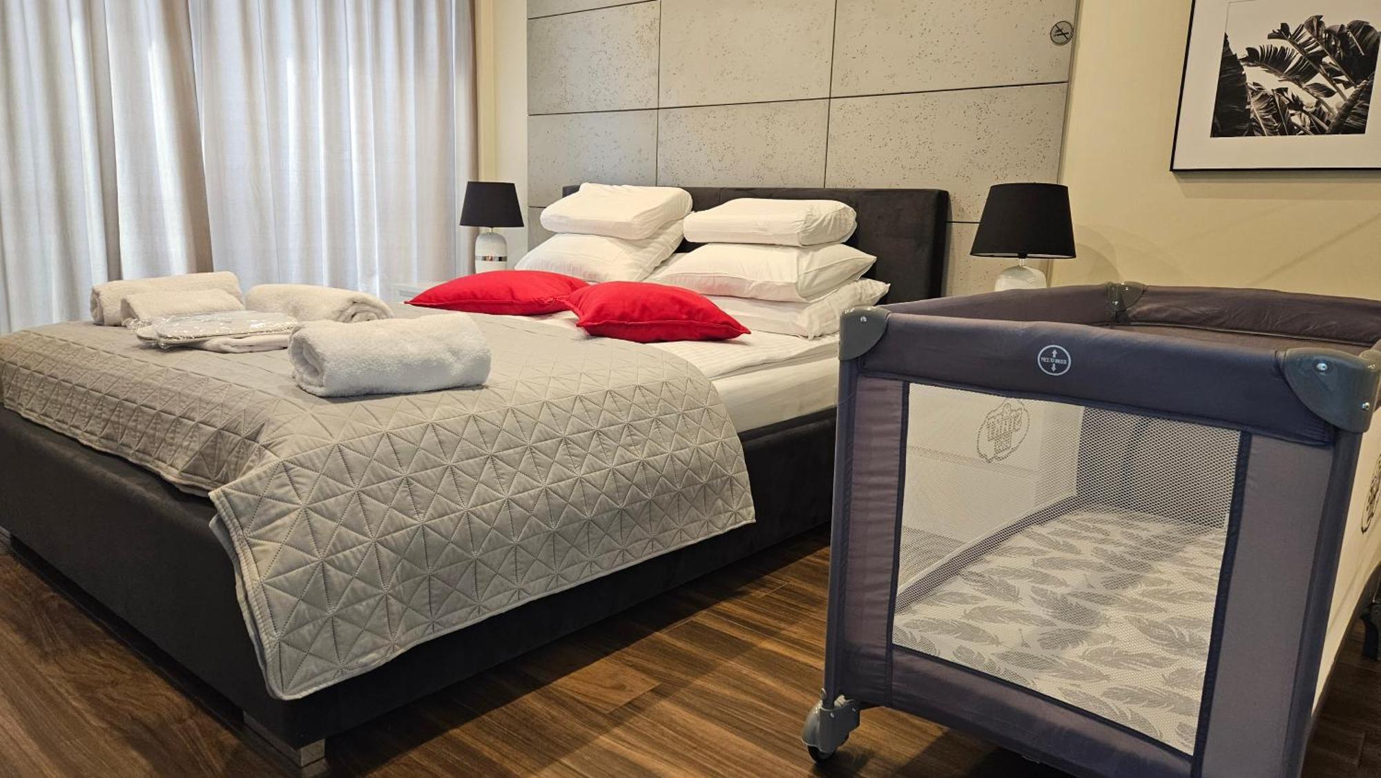 Your Apartment Unia Art Residence لوبلين المظهر الخارجي الصورة